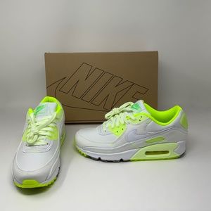 NEW Nike Women's Air Max 90 Exeter Edition White Volt Yellow Sneakers Shoes 8